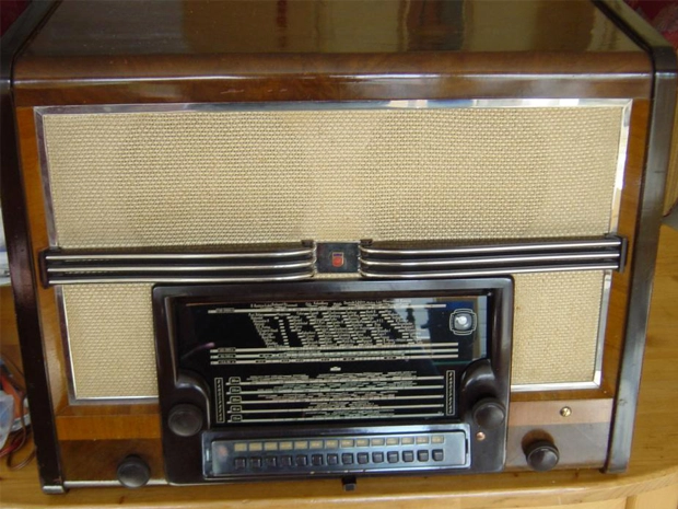 Philips 990A